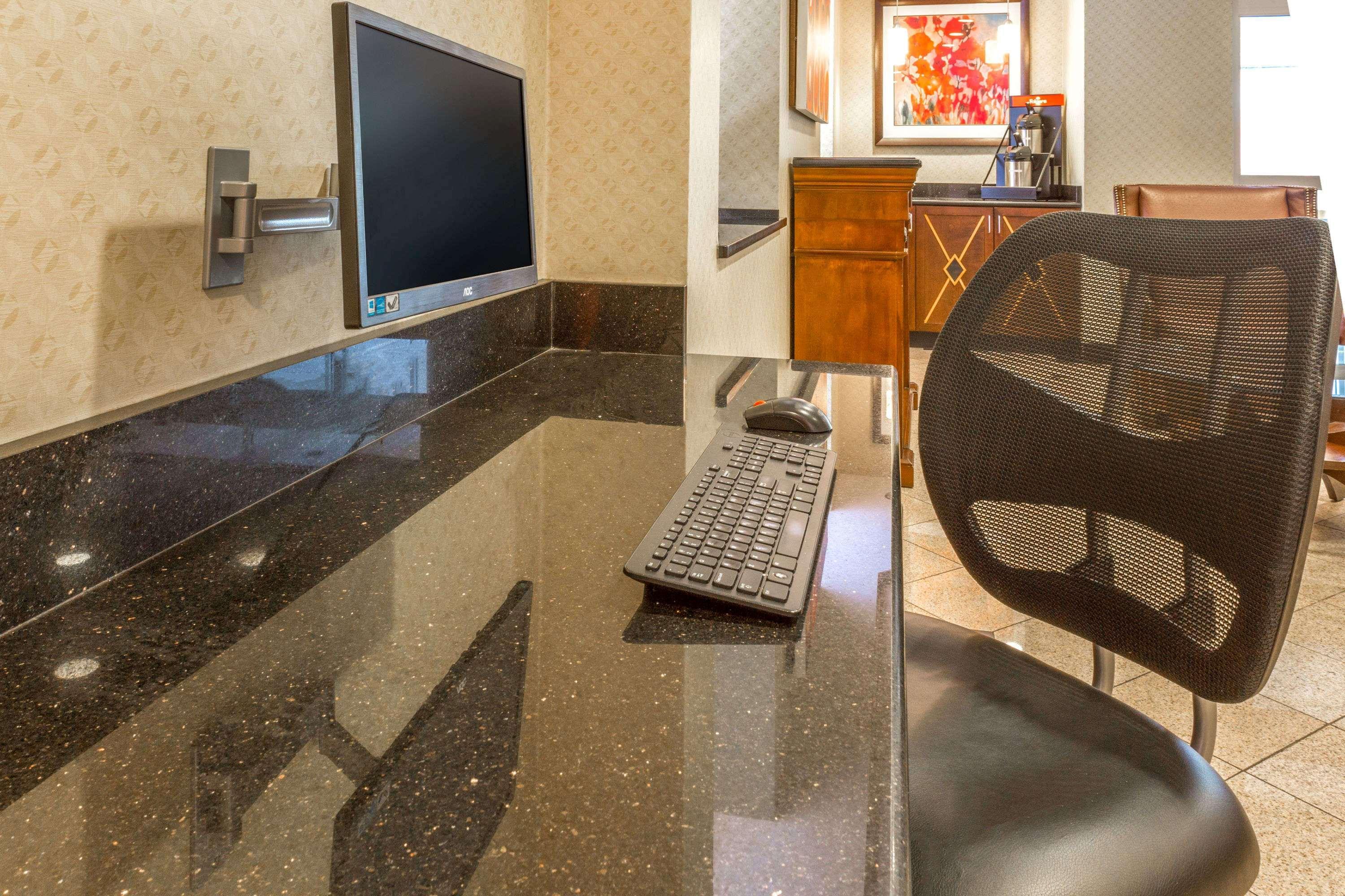 Travelodge By Wyndham Silver Spring Εξωτερικό φωτογραφία