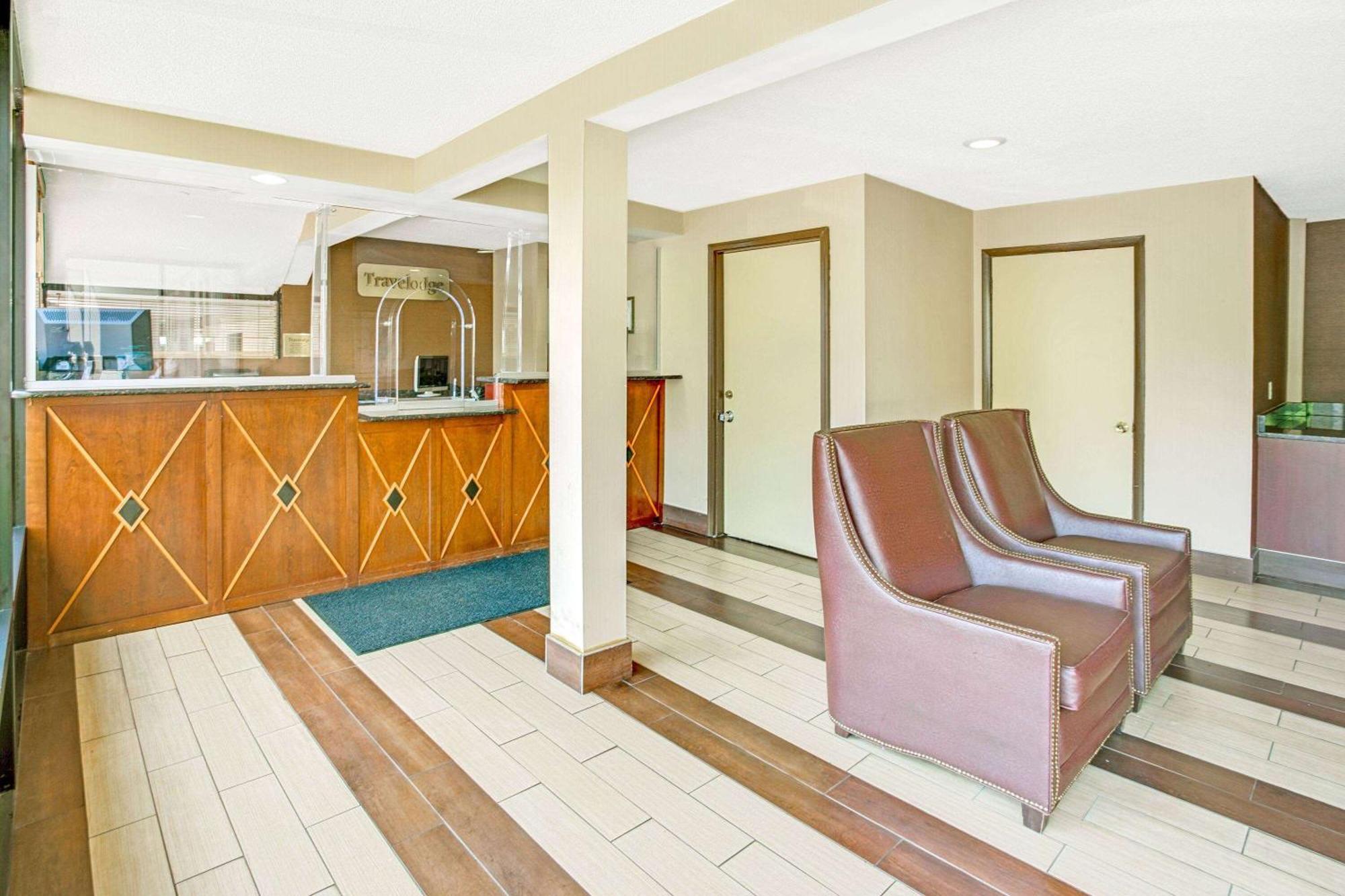Travelodge By Wyndham Silver Spring Εξωτερικό φωτογραφία